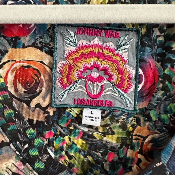 Johnny Was Favorite Floral t-shirt - Picture 7 of 12